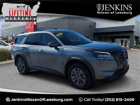 Certified 2023 Nissan Pathfinder SV w/ SV Premium Package image 1