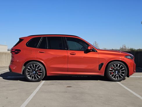 Used 2025 BMW X5 xDrive50e w/ Executive Package image 9