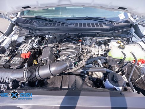 Used 2024 Ford F350 XL w/ XL Chrome Package RWD image 38
