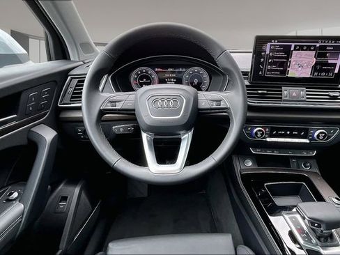 Used 2025 Audi Q5 2.0T Premium Plus w/ Premium Plus Package AWD/4WD image 8