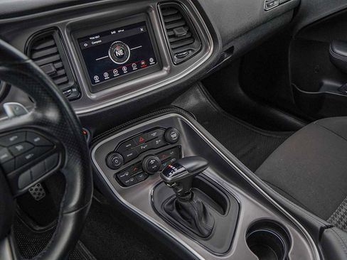 Used 2020 Dodge Challenger R/T image 17