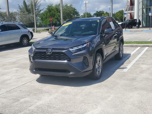 Certified 2025 Toyota RAV4 XLE AWD/4WD image 7