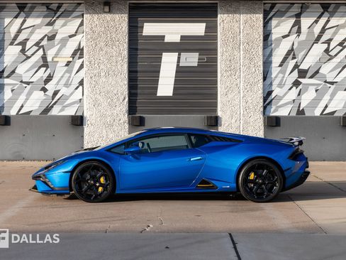 Used 2023 Lamborghini Huracan Tecnica image 8
