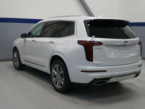 Certified 2023 Cadillac XT6 Premium Luxury w/ Technology Package AWD/4WD image 3