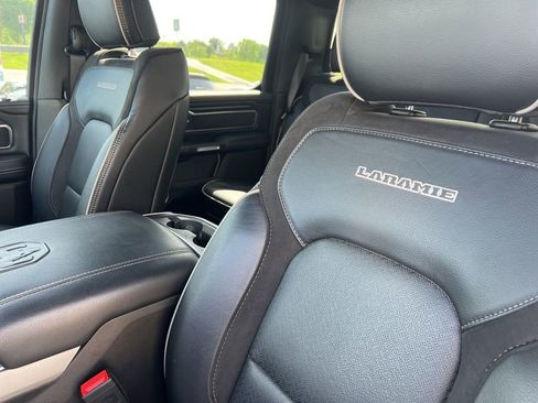 Used 2023 RAM 1500 Laramie AWD/4WD image 11