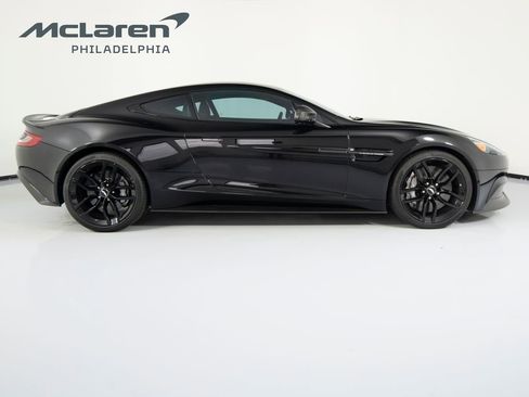 Used 2015 Aston Martin Vanquish RWD image 4
