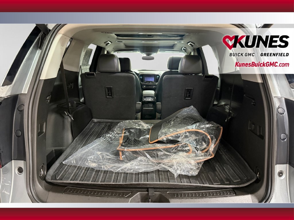 Used 2023 GMC Acadia AT4 w/ Technology Package AWD/4WD image 40