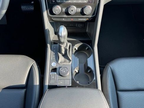 Certified 2023 Volkswagen Atlas SE AWD/4WD image 17