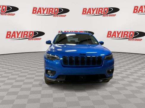 Used 2021 Jeep Cherokee Latitude Plus AWD/4WD image 3