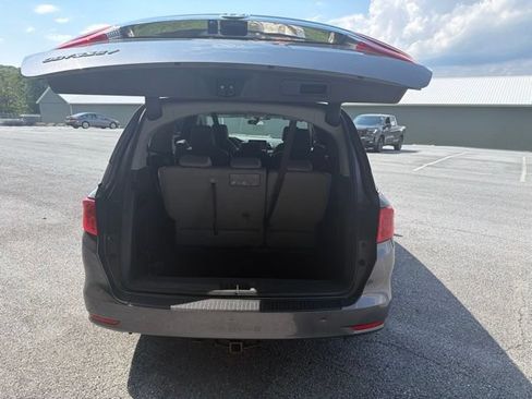 Used 2019 Honda Odyssey EX image 13