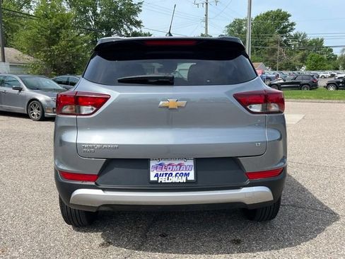 Used 2025 Chevrolet TrailBlazer LT AWD/4WD image 4