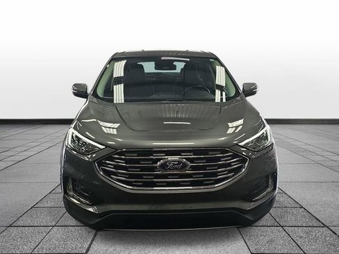 Used 2022 Ford Edge Titanium AWD/4WD image 2