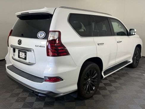 Used 2022 Lexus GX 460 Luxury w/ Sport Design Package AWD/4WD image 8