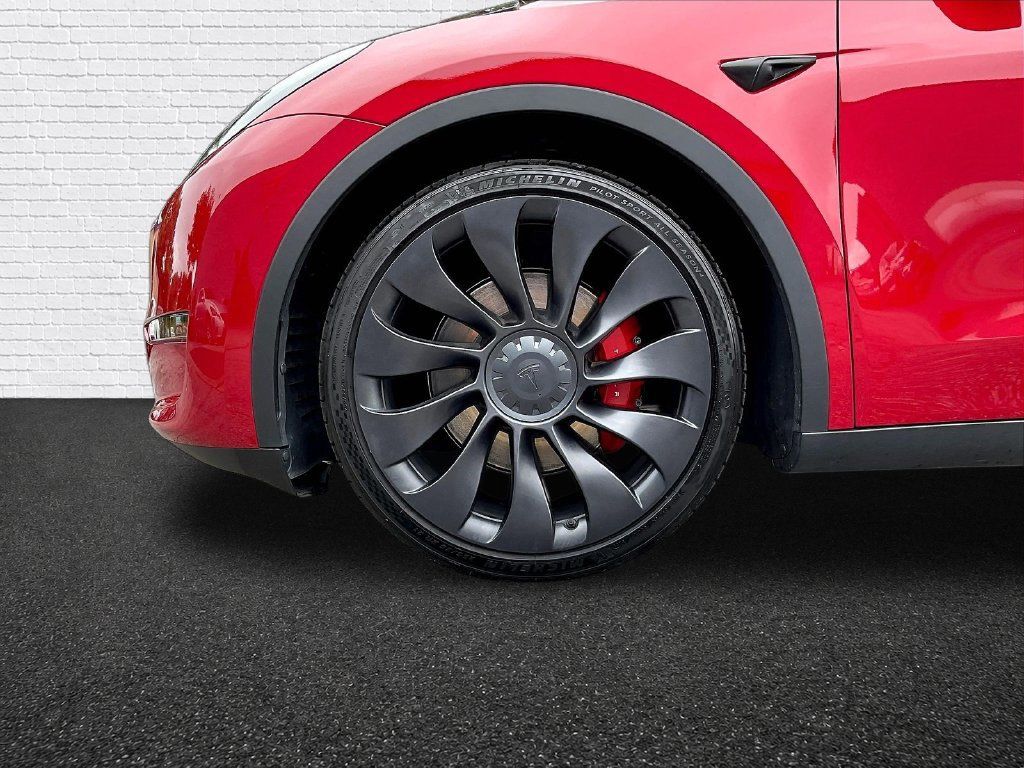 Used 2023 Tesla Model Y Performance AWD/4WD image 20