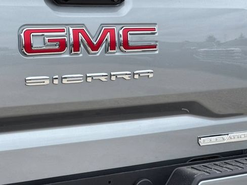 New 2026 GMC Sierra 1500 Elevation w/ Elevation Select Package AWD/4WD image 32