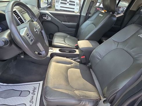 Used 2018 Nissan Frontier PRO-4X w/ Pro-4x Luxury Package image 11