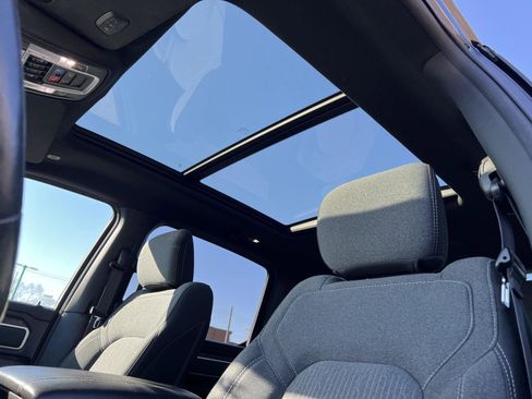 Used 2019 RAM 1500 Big Horn image 40