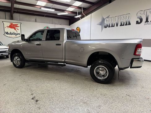 Used 2022 RAM 3500 Tradesman AWD/4WD image 4