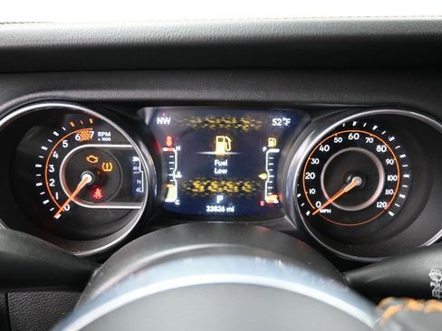 Used 2023 Jeep Wrangler Unlimited Sahara AWD/4WD image 35