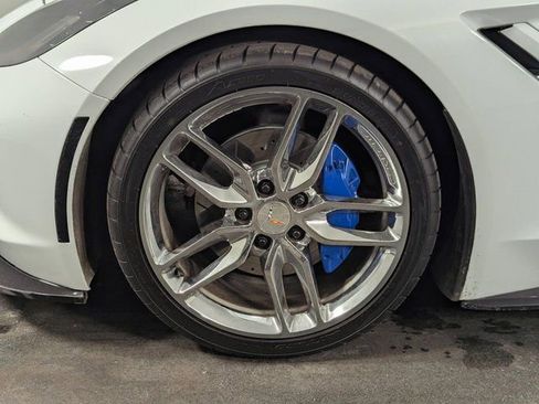 Used 2015 Chevrolet Corvette Stingray Coupe w/ 2LT Preferred Equipment Group image 9