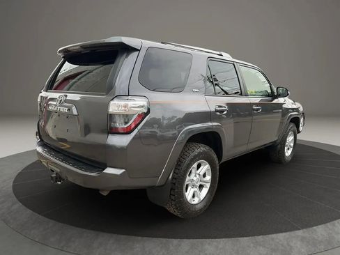 Used 2018 Toyota 4Runner SR5 Premium AWD/4WD image 5