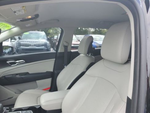 Used 2023 Kia Sportage EX FWD image 15