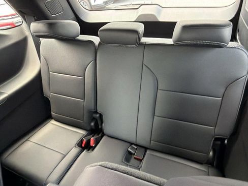 New 2026 Chevrolet Traverse LT FWD image 19