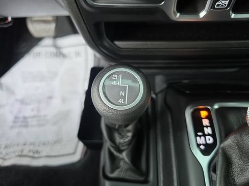 Used 2021 Jeep Gladiator Sport AWD/4WD image 22