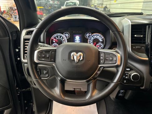 Used 2025 RAM 1500 Big Horn AWD/4WD image 15