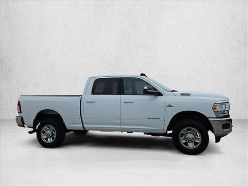 Used 2022 RAM 2500 Big Horn w/ Cold Weather Group AWD/4WD image 4