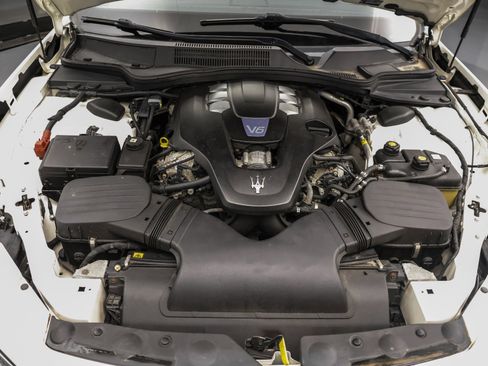 Used 2014 Maserati Ghibli S Q4 image 26