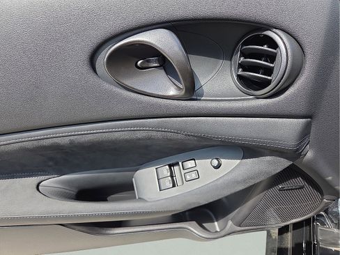 New 2024 Nissan Z Performance w/ Floor Mat Package image 13