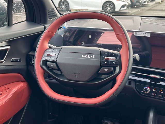New 2026 Kia Sportage SX AWD/4WD image 16