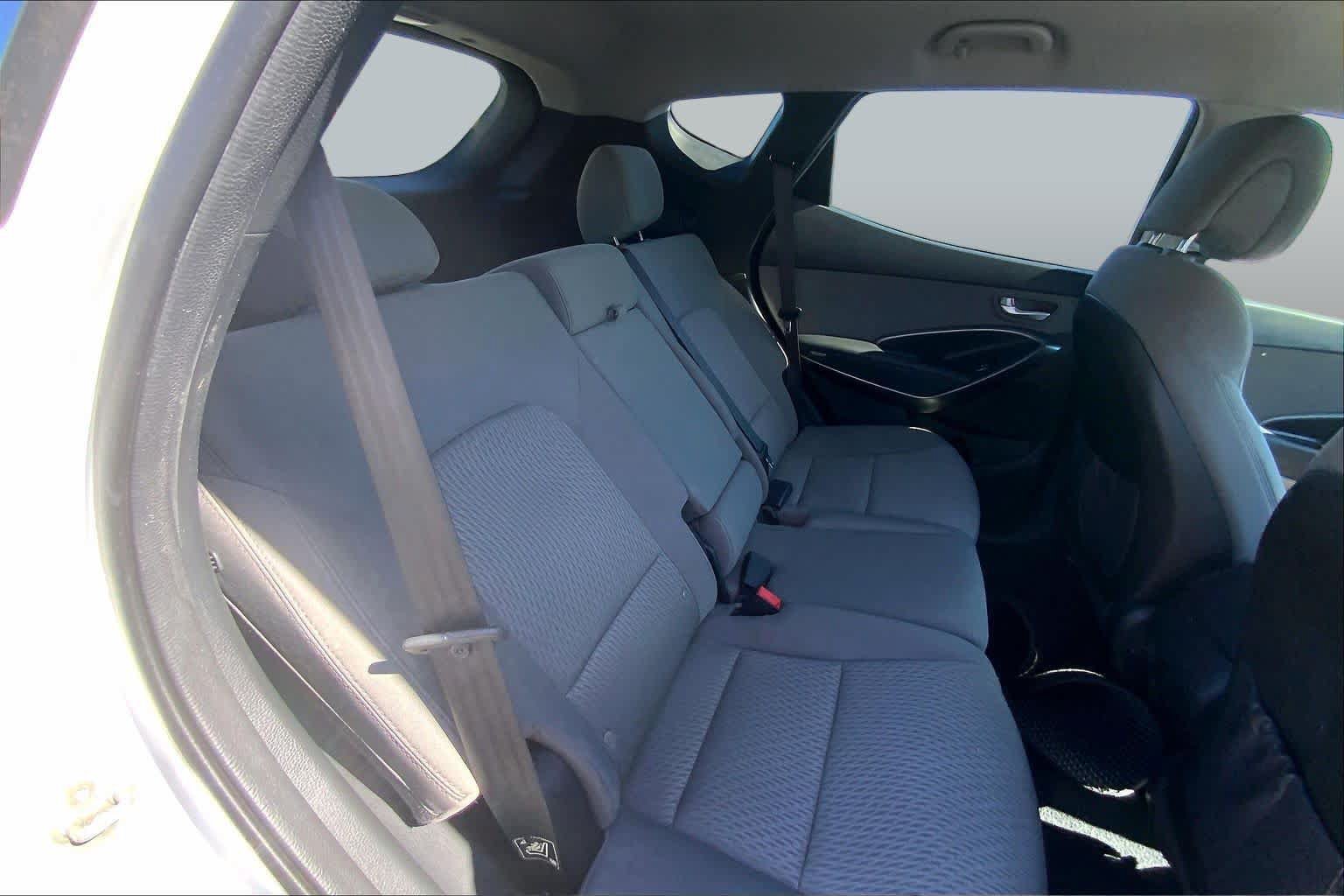 Used 2018 Hyundai Santa Fe Sport FWD image 20