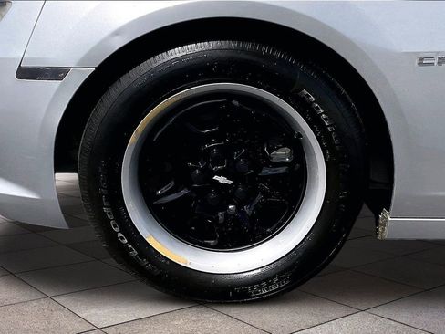 Used 2014 Chevrolet Camaro LS RWD image 9