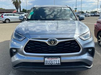 Used 2021 Toyota Highlander XLE AWD/4WD video 2