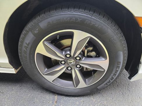 Used 2019 Honda Odyssey Touring image 11