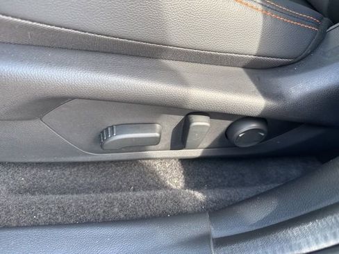 Used 2025 Subaru Crosstrek 2.5i Limited image 9