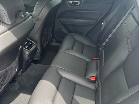 Used 2020 Volvo XC60 T6 Inscription image 11