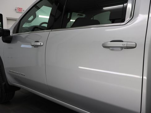 Used 2023 GMC Sierra 2500 SLE w/ SLE Convenience Package AWD/4WD image 34