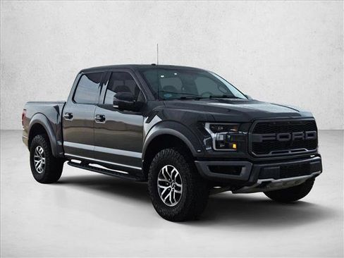Used 2018 Ford F150 Raptor w/ Equipment Group 802A Luxury AWD/4WD image 3