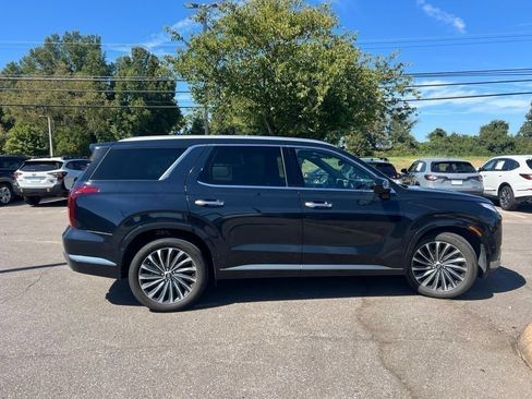 Used 2024 Hyundai Palisade Calligraphy AWD/4WD image 4