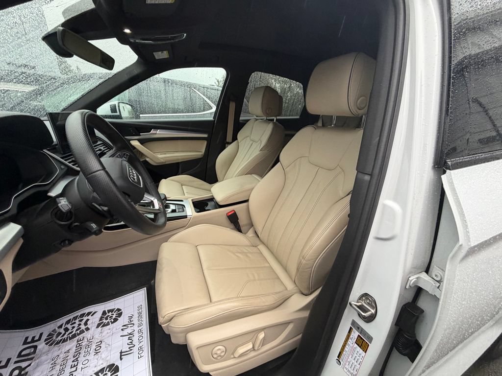Used 2024 Audi Q5 2.0T Premium Plus AWD/4WD image 9