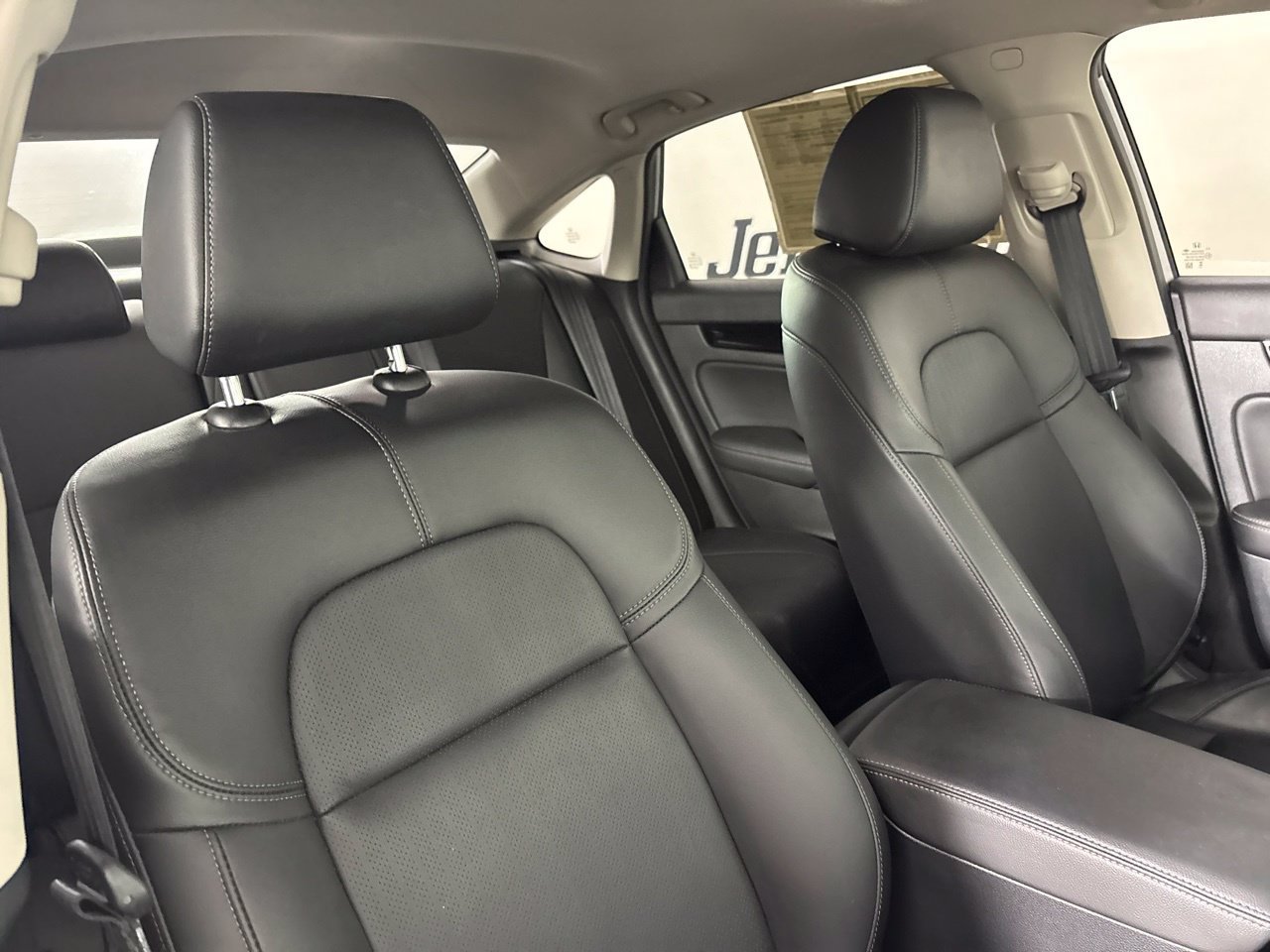 Used 2024 Honda Civic Touring image 30
