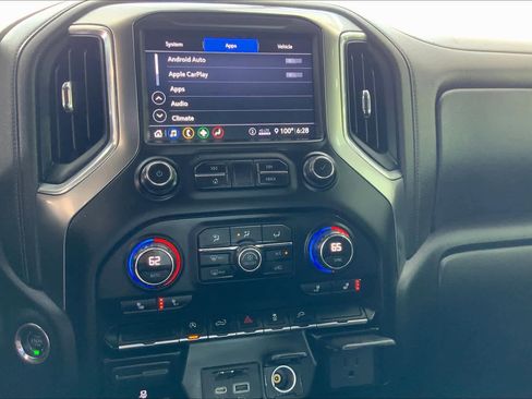 Used 2020 Chevrolet Silverado 1500 LT w/ Texas Edition image 36