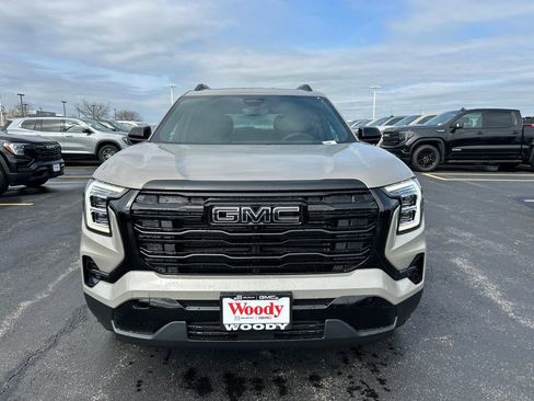 New 2026 GMC Terrain Elevation w/ Elevation Premium Package AWD/4WD image 4