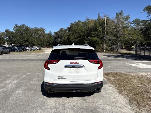 Used 2020 GMC Terrain SLT w/ Preferred Package image 5