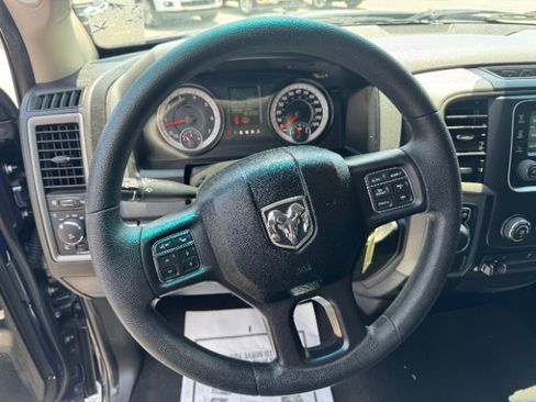 Used 2019 RAM 1500 Express w/ Express Value Package RWD image 12