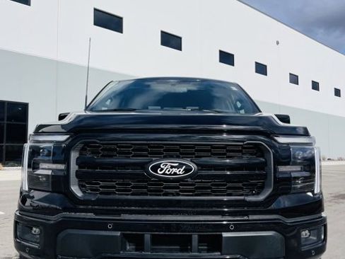 New 2025 Ford F150 Lariat w/ Equipment Group 502A High image 8