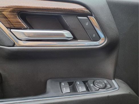Used 2024 Chevrolet Silverado 1500 LT image 16